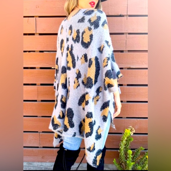 Grey Leopard Printed Soft Kimono Cardigan - Picture 3 of 3